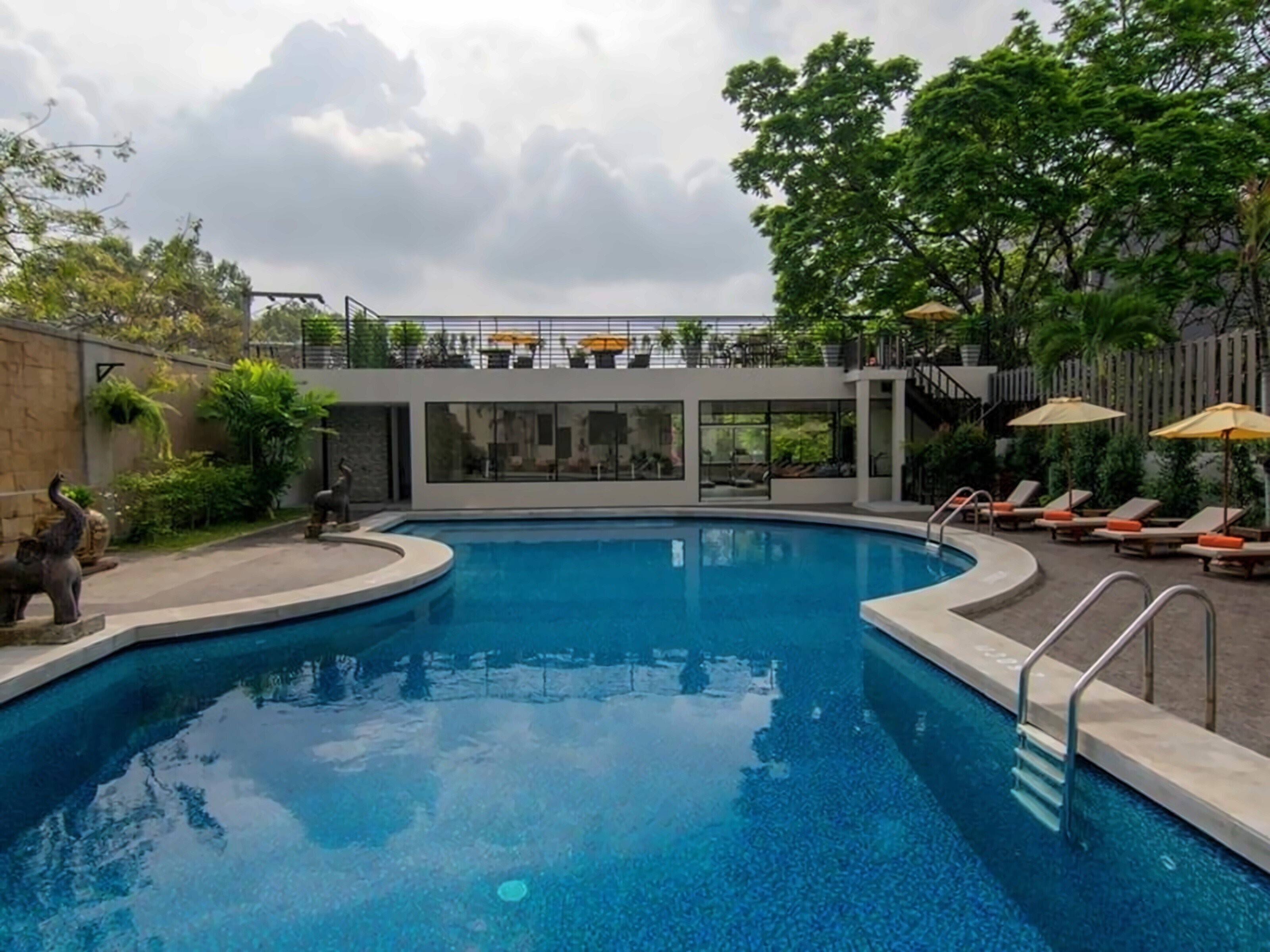 Територія The Bayview Pattaya 4*