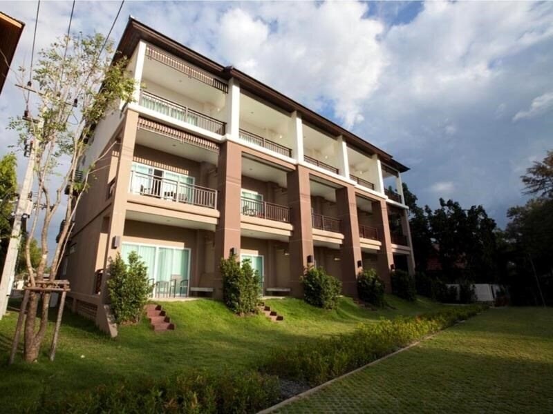 Апартаменты Casuarina Jomtien 4*