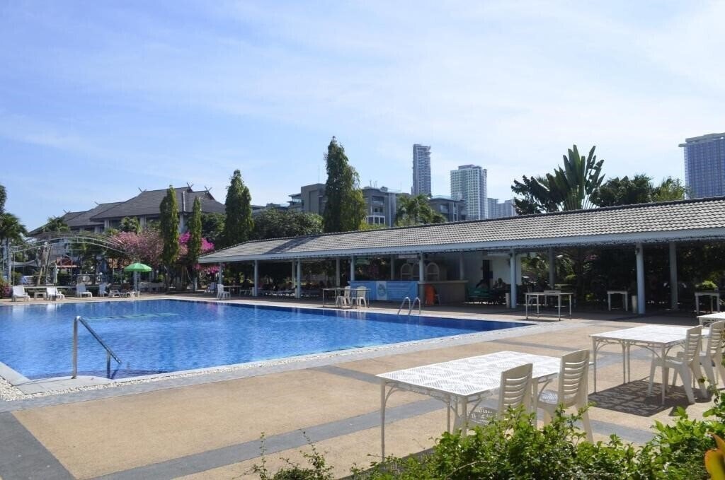 Вид Silver Sand Villa 3*