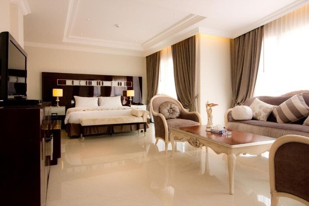 Вид Lk Royal Wing 3*