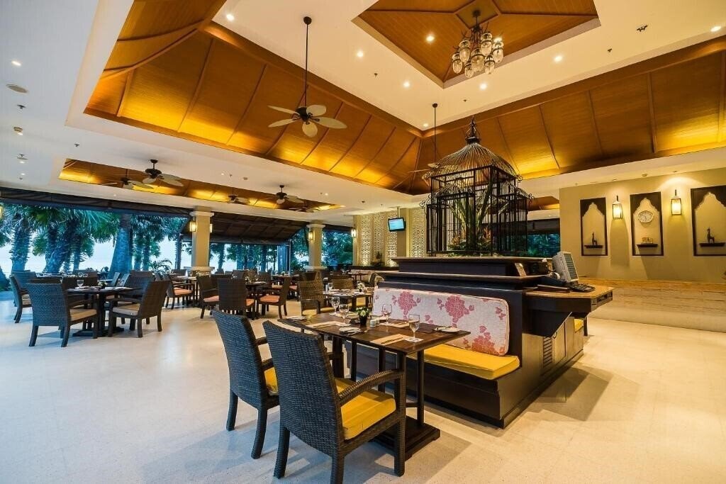 Изображение Ravindra Beach Resort 5*