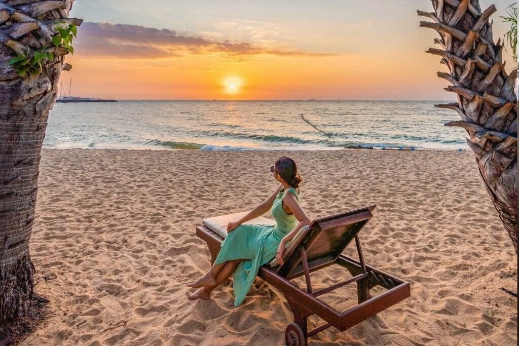 Панорама Ravindra Beach Resort 5*
