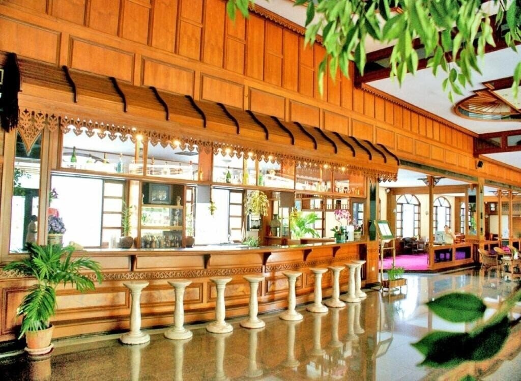 Панорама Royal Twins Palace Hotel 3*