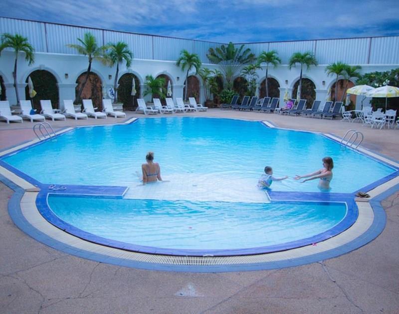 Панорама Grand Sole Hotel 3*