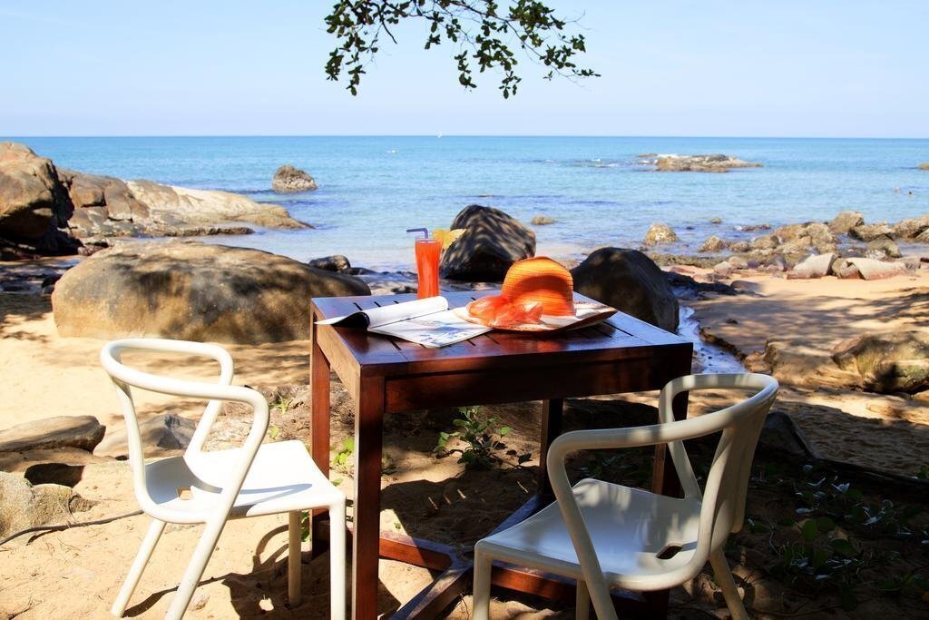 Апартаменты Sensimar Khao Lak Beachfront Resort 4*