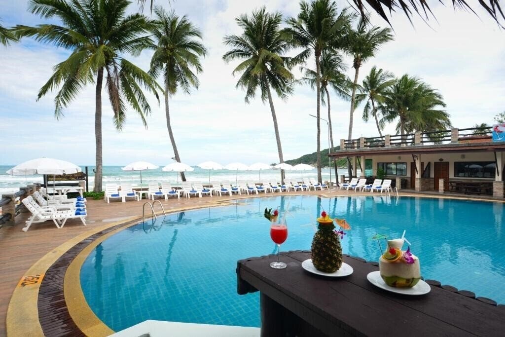 Готель Phangan Bayshore Resort 3*