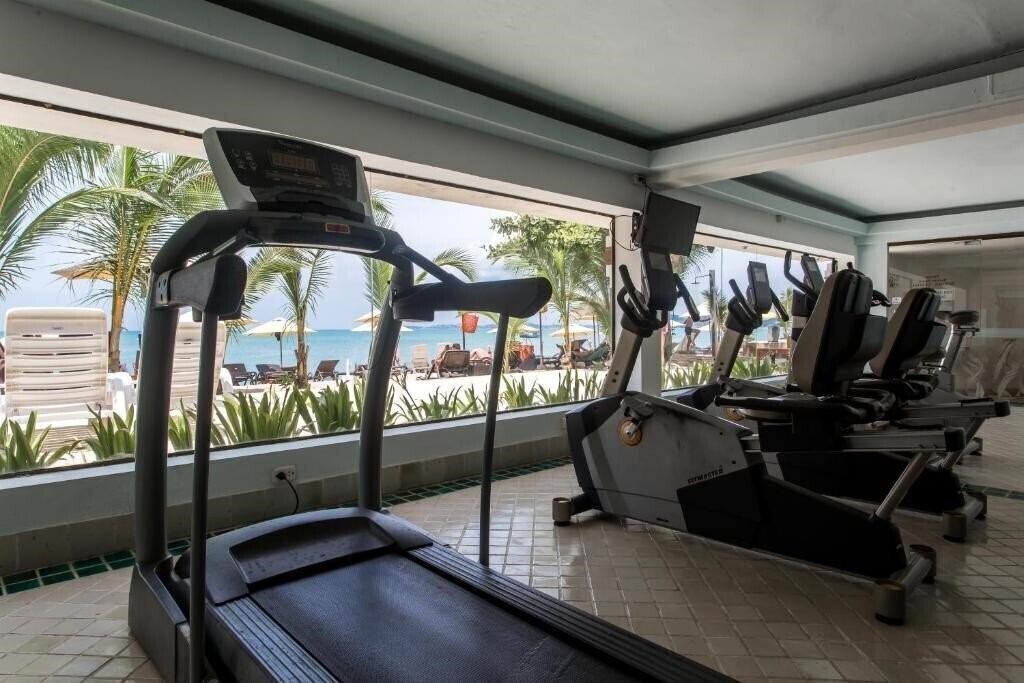 Зображення Buri Beach Resort 3*