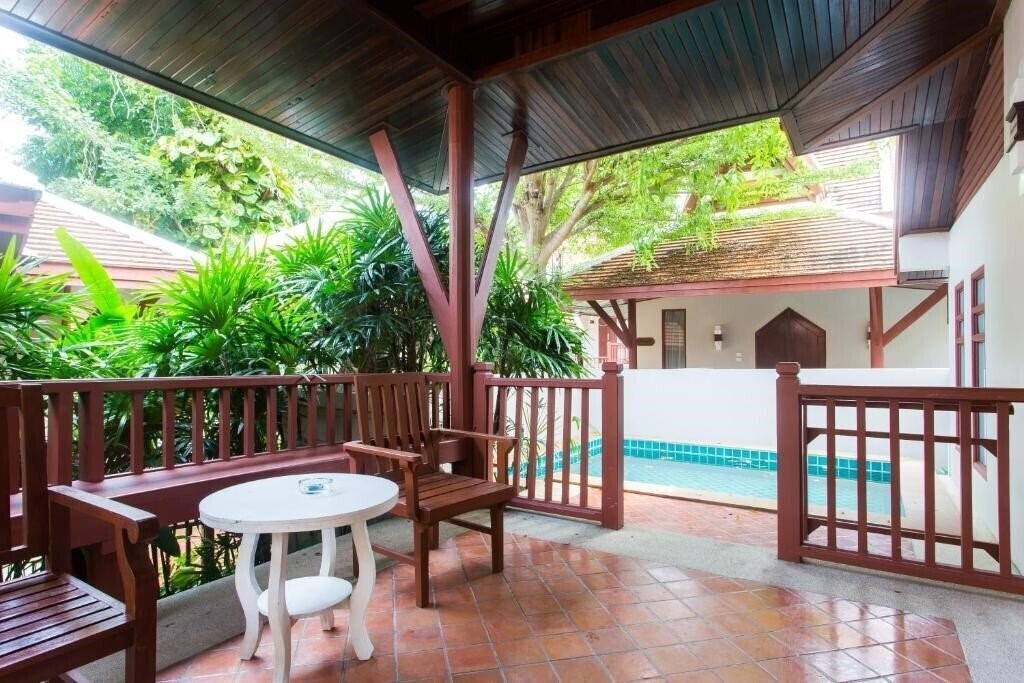 Апартаменти Buri Beach Resort 3*