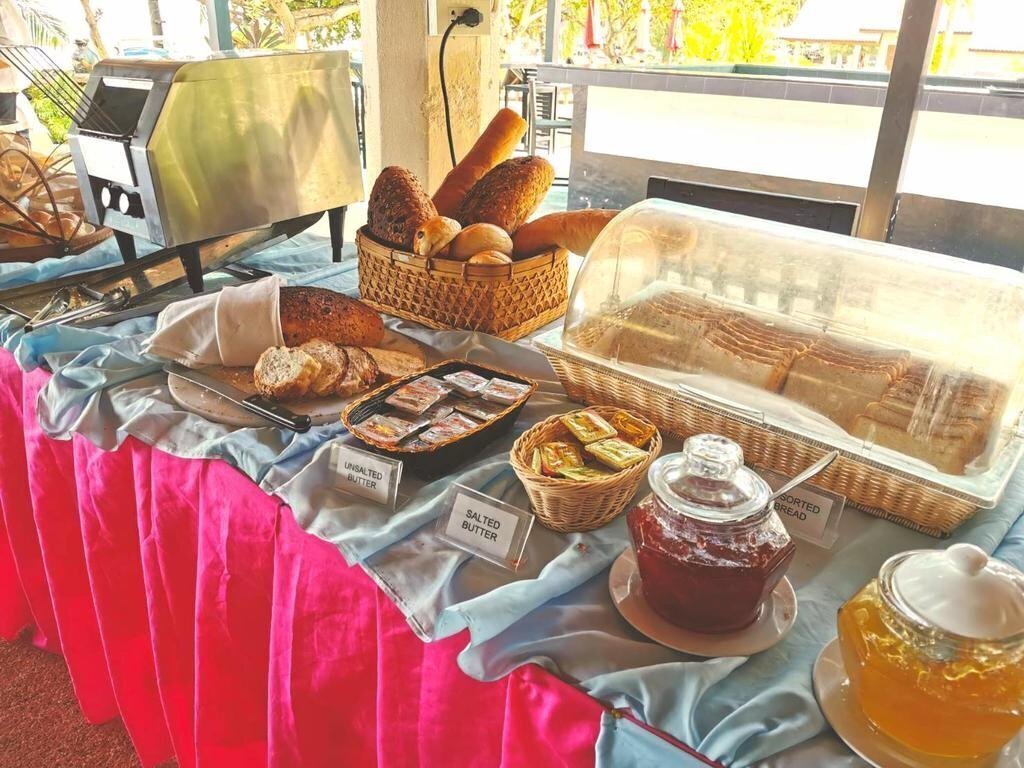 Вид Longbay Resort 3*