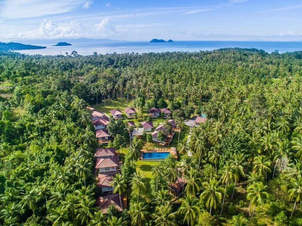 Готель Phangan Akuna Resort 3*