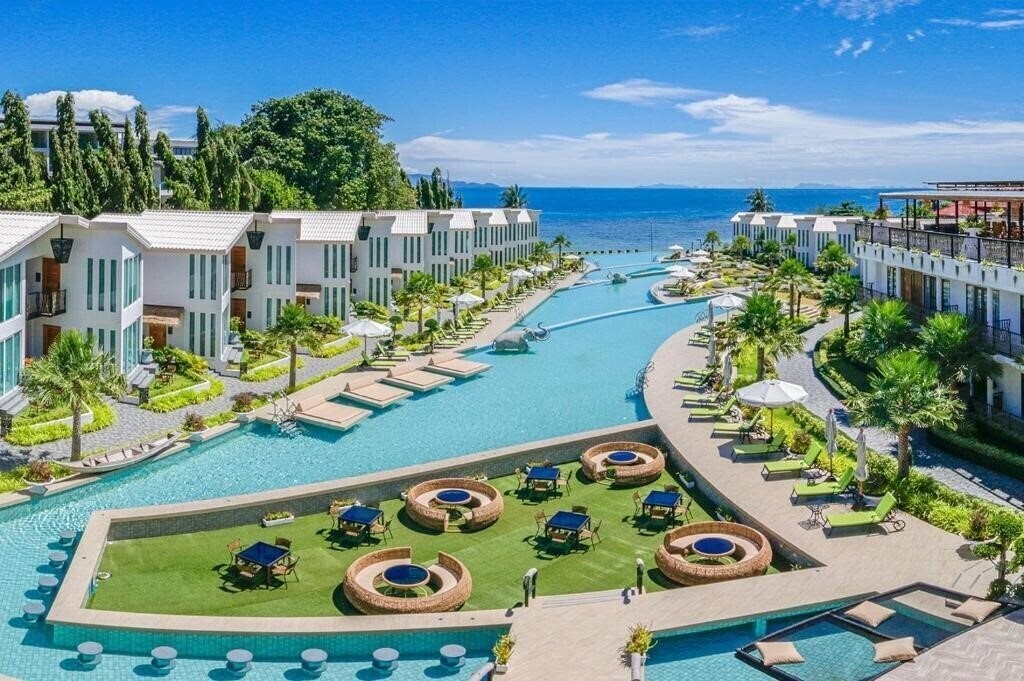 Отель Vannee Golden Sands Koh Phangan Beachfront Hotel 4*