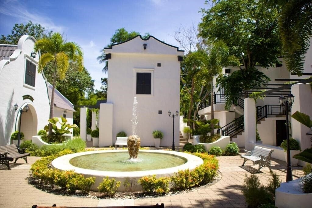 Картинка Milky Bay Resort 3*