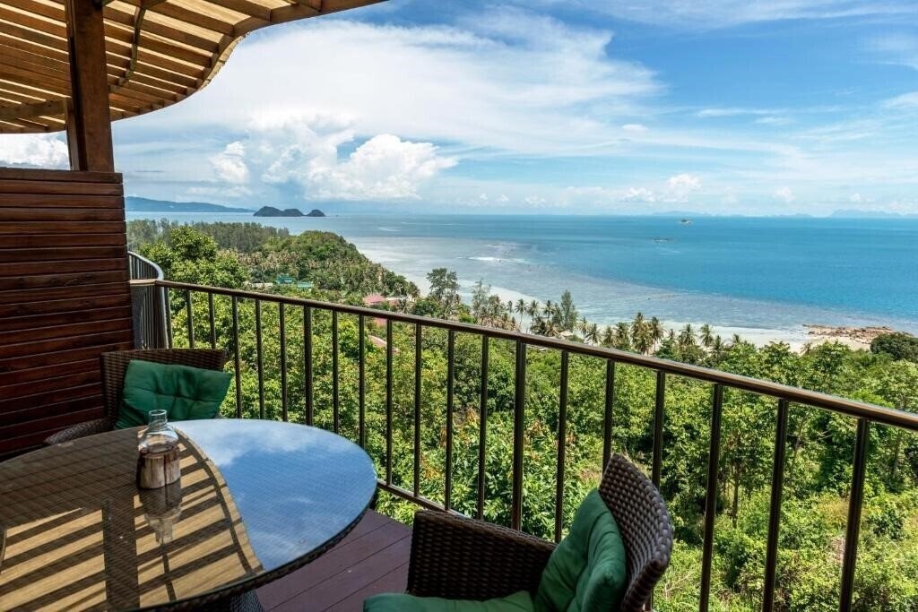 Картинка Sunset Hill Boutique Resort Koh Phangan 4*