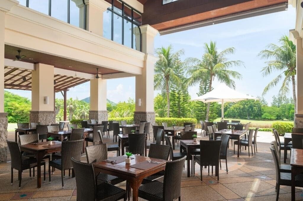 Территория Springfield Village 4*