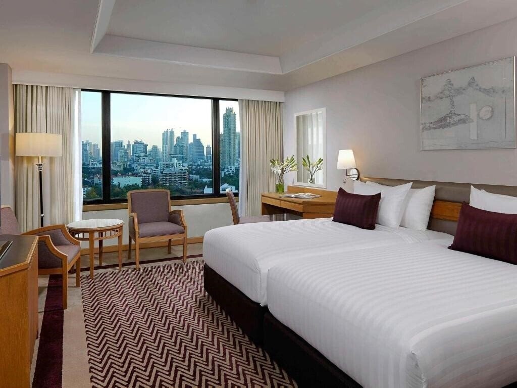 Панорама Grand Mercure Bangkok Atrium 4*