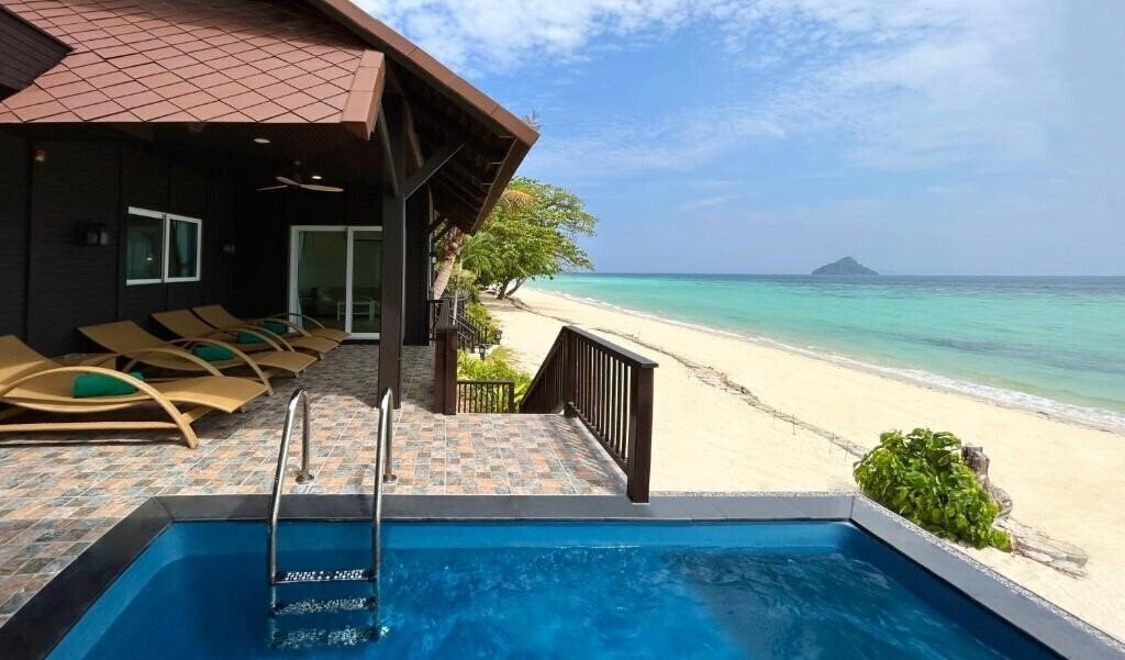Картинка Holiday Inn Resort Phi Phi Island 3*
