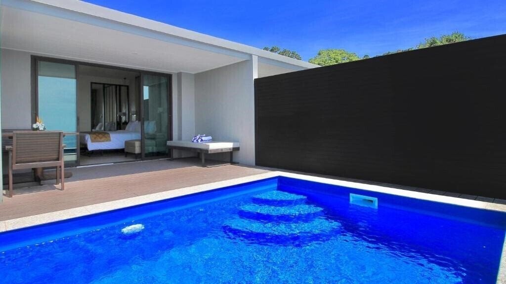 Территория Holiday Inn (Phi Phi Island) 4*