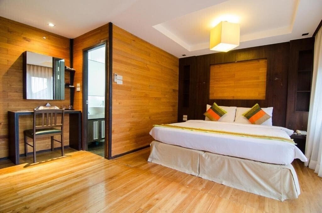 Панорама Phi Phi The Beach Resort 3*