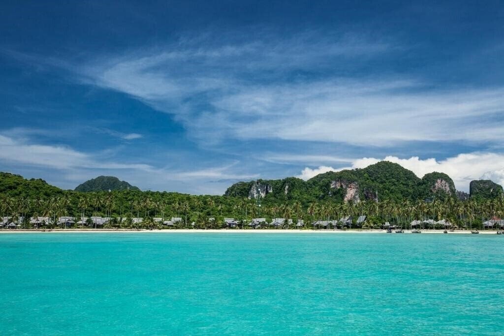 Панорама Saii Phi Phi Island Village 4*