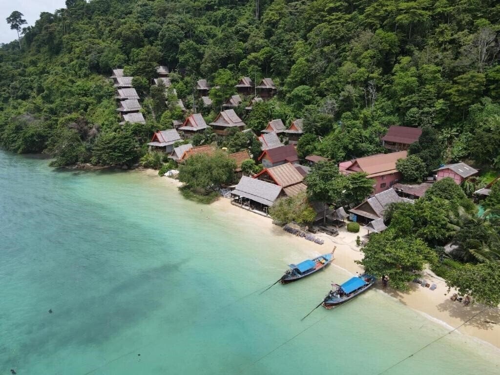 Отель Phi-Phi Relax Beach 3*