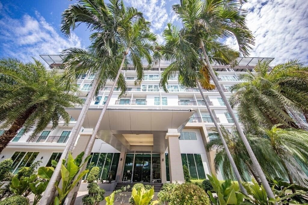 Отель Phavina Grand Boutique 3*