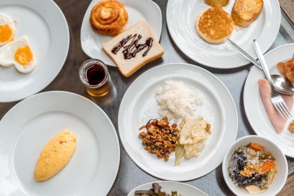 Панорама Baan Ploy Sea 3*