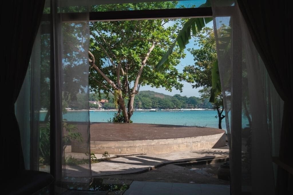 Территория The C Samet Beach Resort 3*