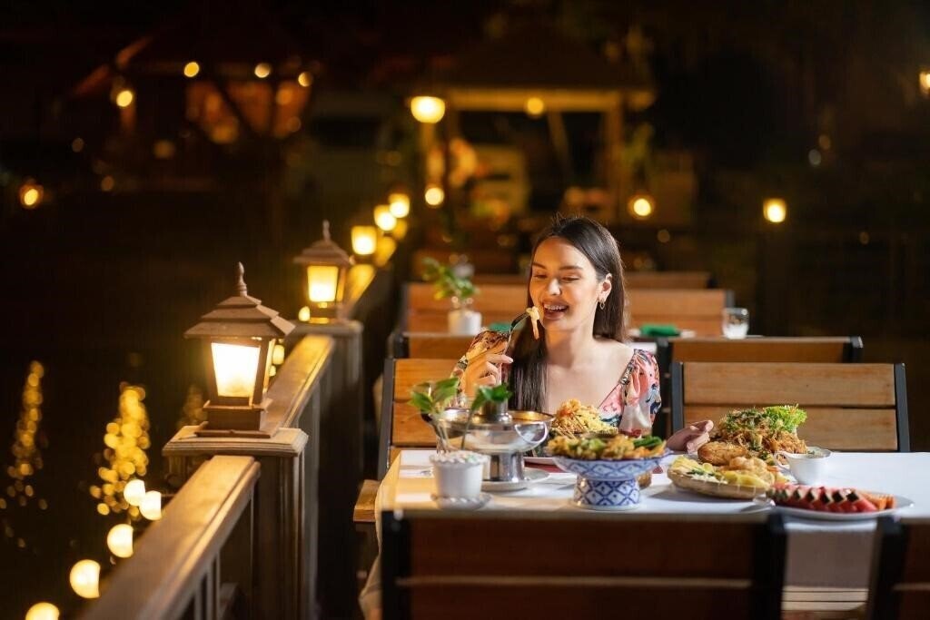 Вид Le Charme Sukhothai Resort 3*