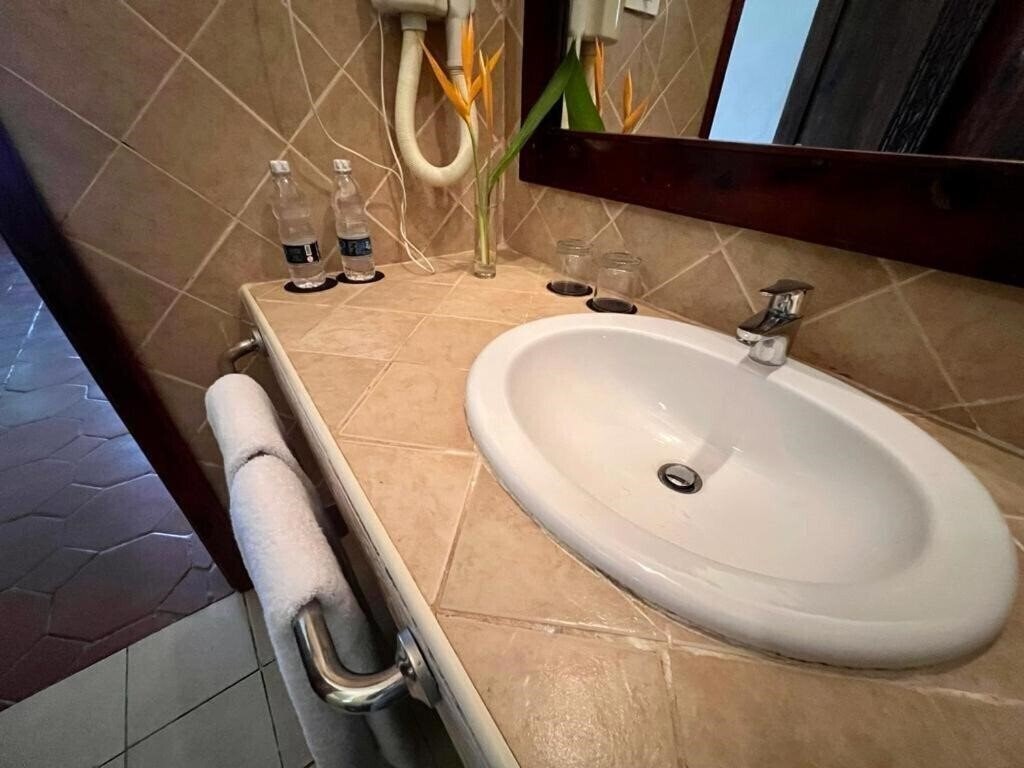 Картинка Dongwe Beach Club & Resort 4*