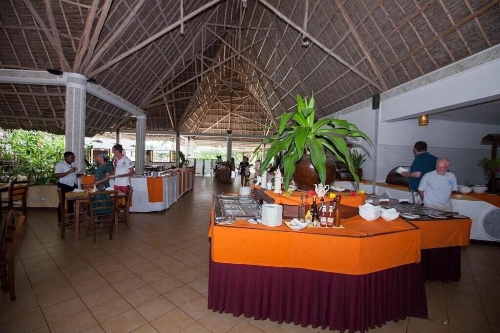 Апартаменти Jaz Adonia Beach Resort 4*