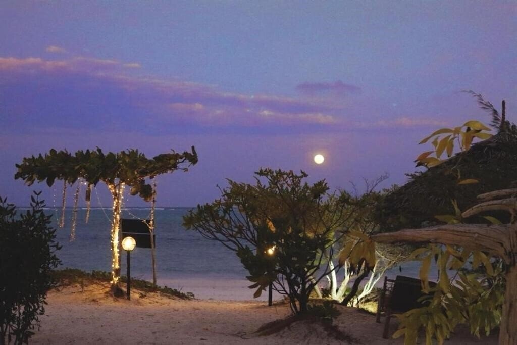 Апартаменты Kilimani Kwetu Beach Hotel 3*