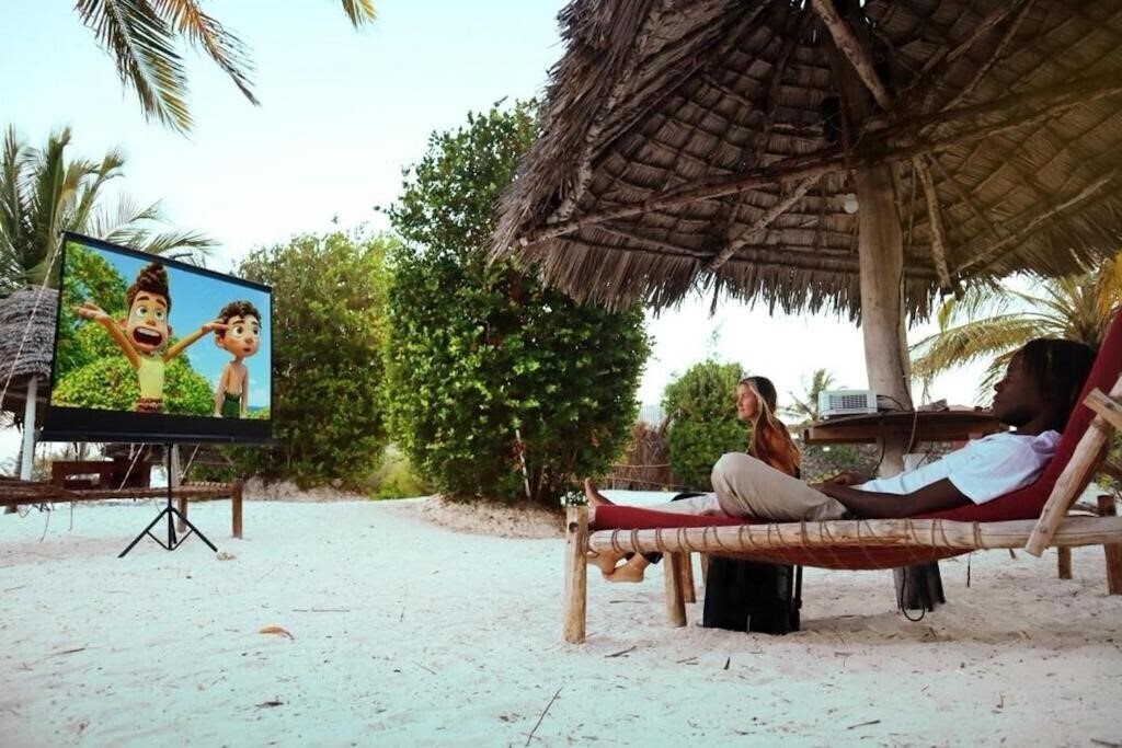 Изображение Kilimani Kwetu Beach Hotel 3*