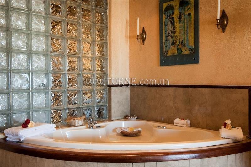 Изображение Kunduchi Beach Hotel & Resort 4*