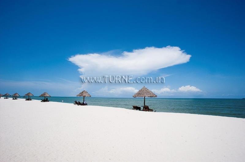 Отель Kunduchi Beach Hotel & Resort 4*