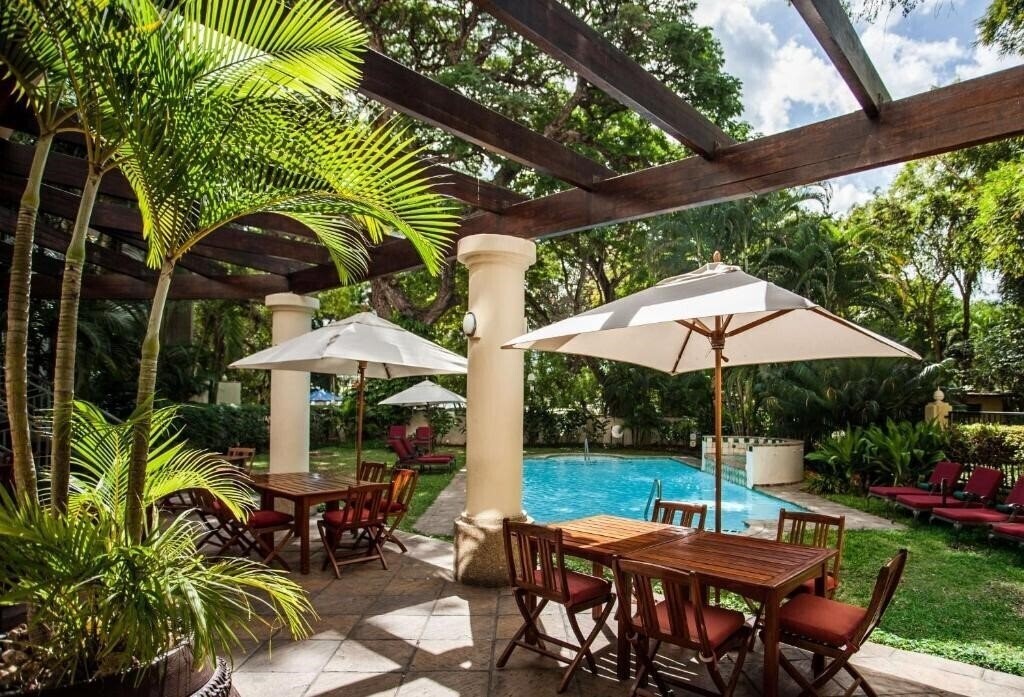 Апартаменты Southernsun Dar Es Salaam 4*