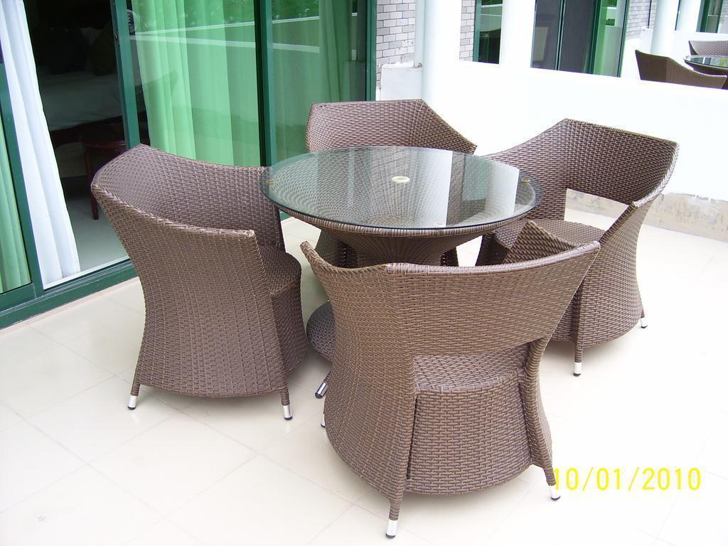 Апартаменты Double Tree By Hilton Dar Es Salaam 4*