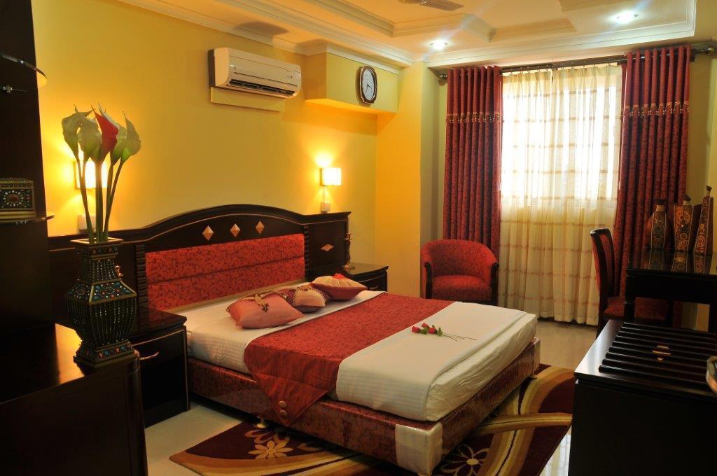 Отель Urban Rose Hotel And Apartment 3*