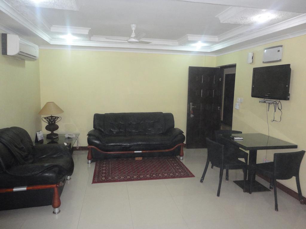 Апартаменты Urban Rose Hotel And Apartment 3*