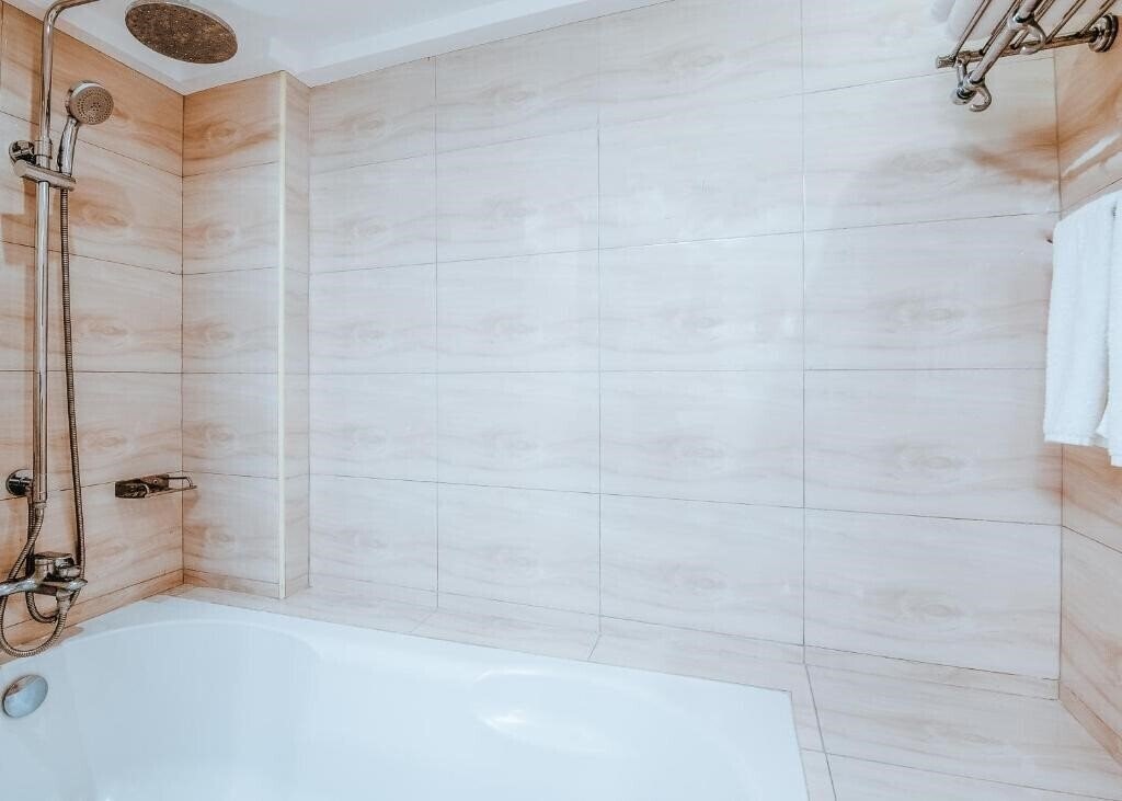 Вид Holiday Inn Dar Es Salaam 4*