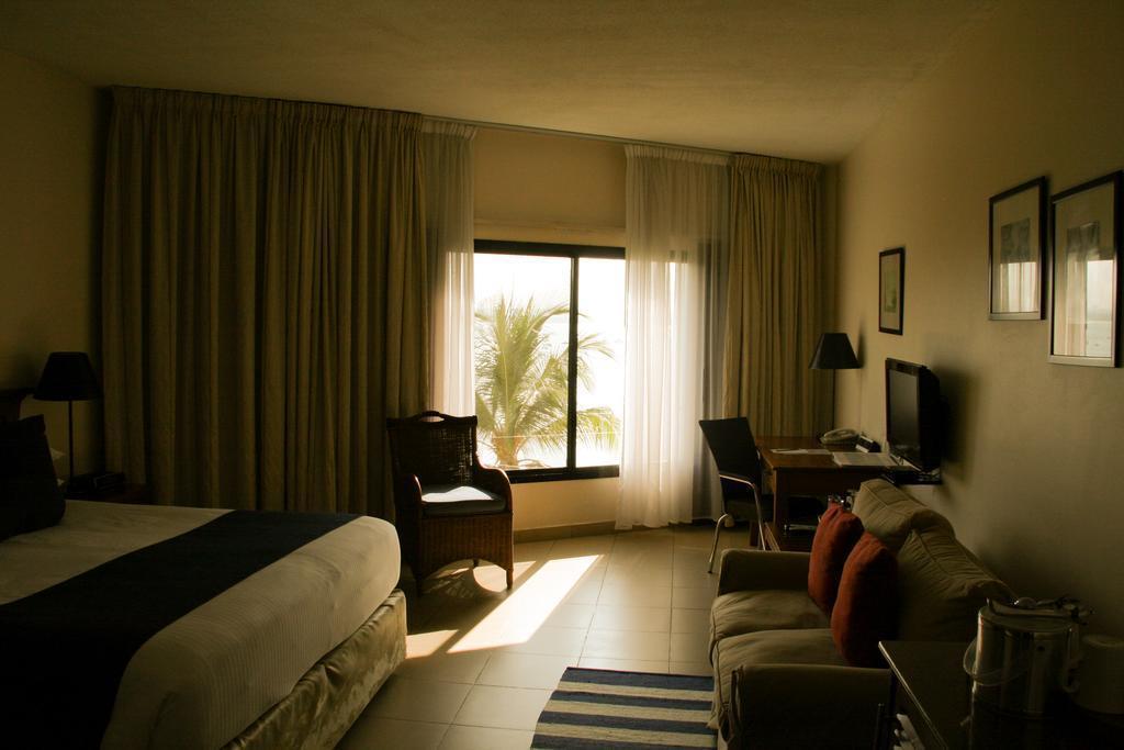 Панорама Best Western Coral Beach Hotel 4*