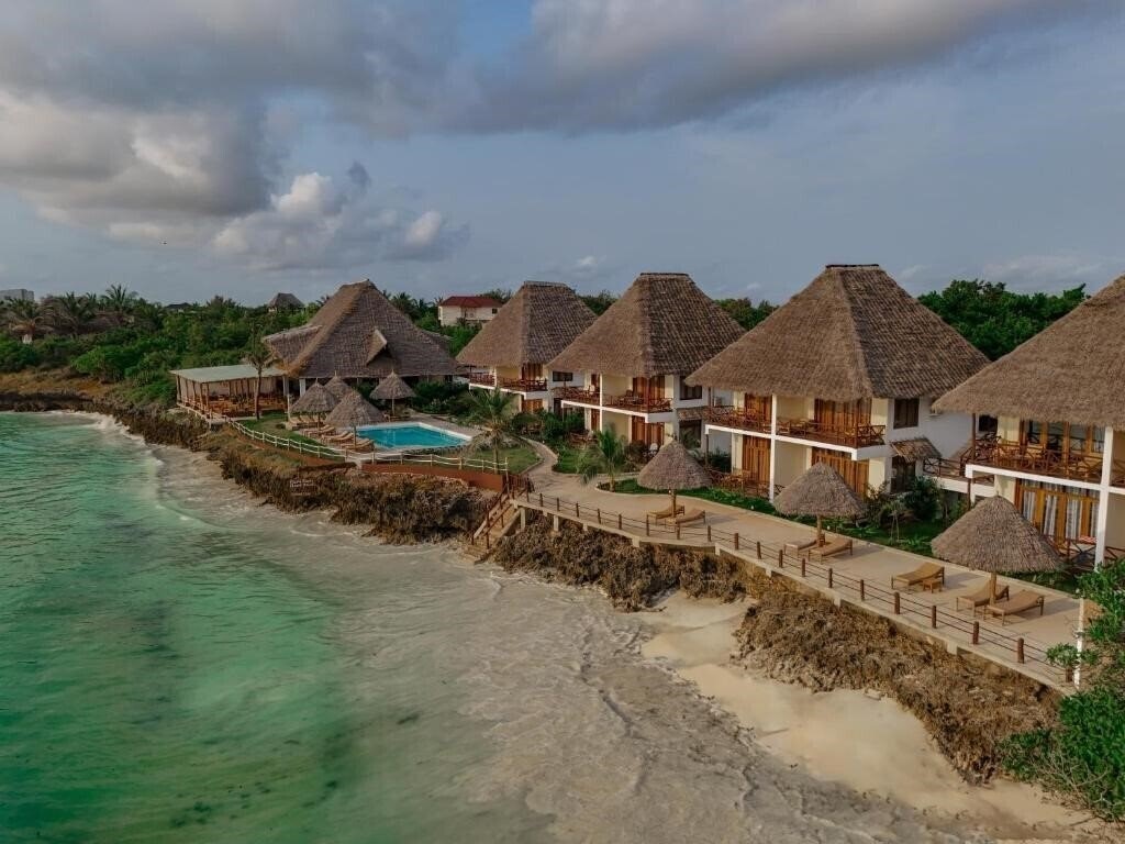 Отель Mahi Mahi Beach Hotel 3*