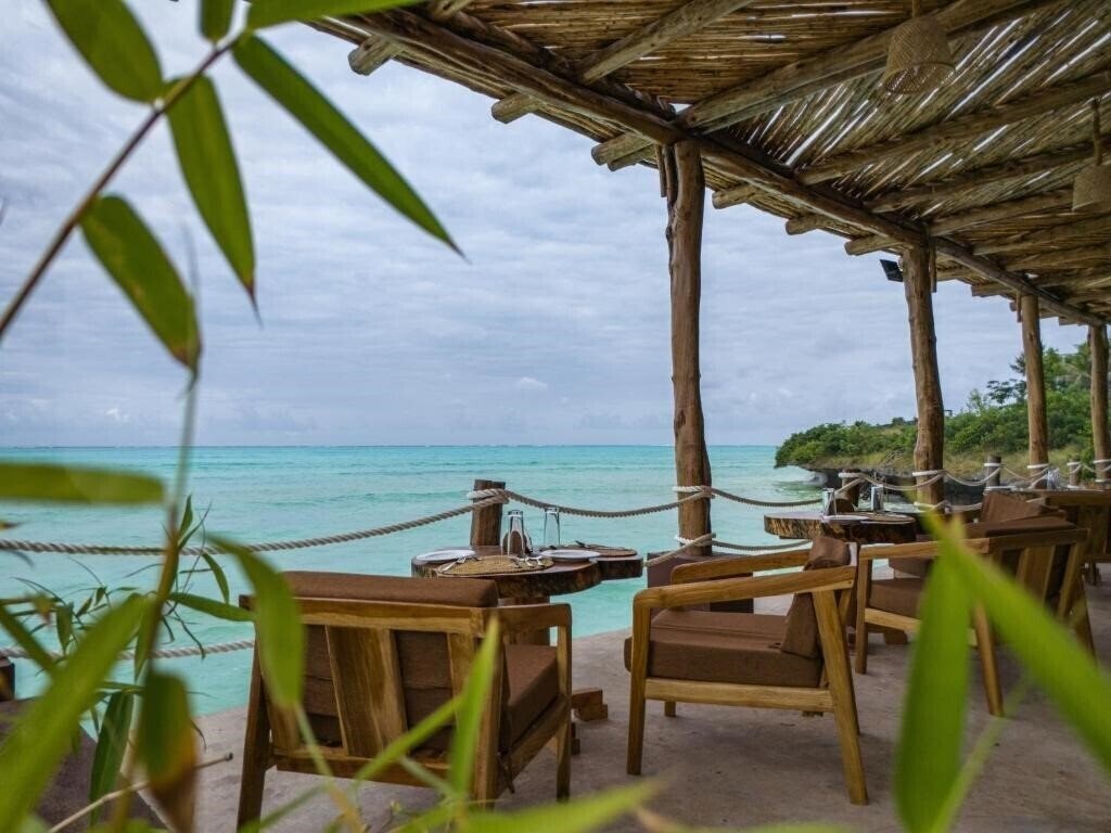 Фото Mahi Mahi Beach Hotel 3*