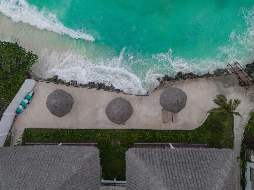 Апартаменты Mahi Mahi Beach Hotel 3*