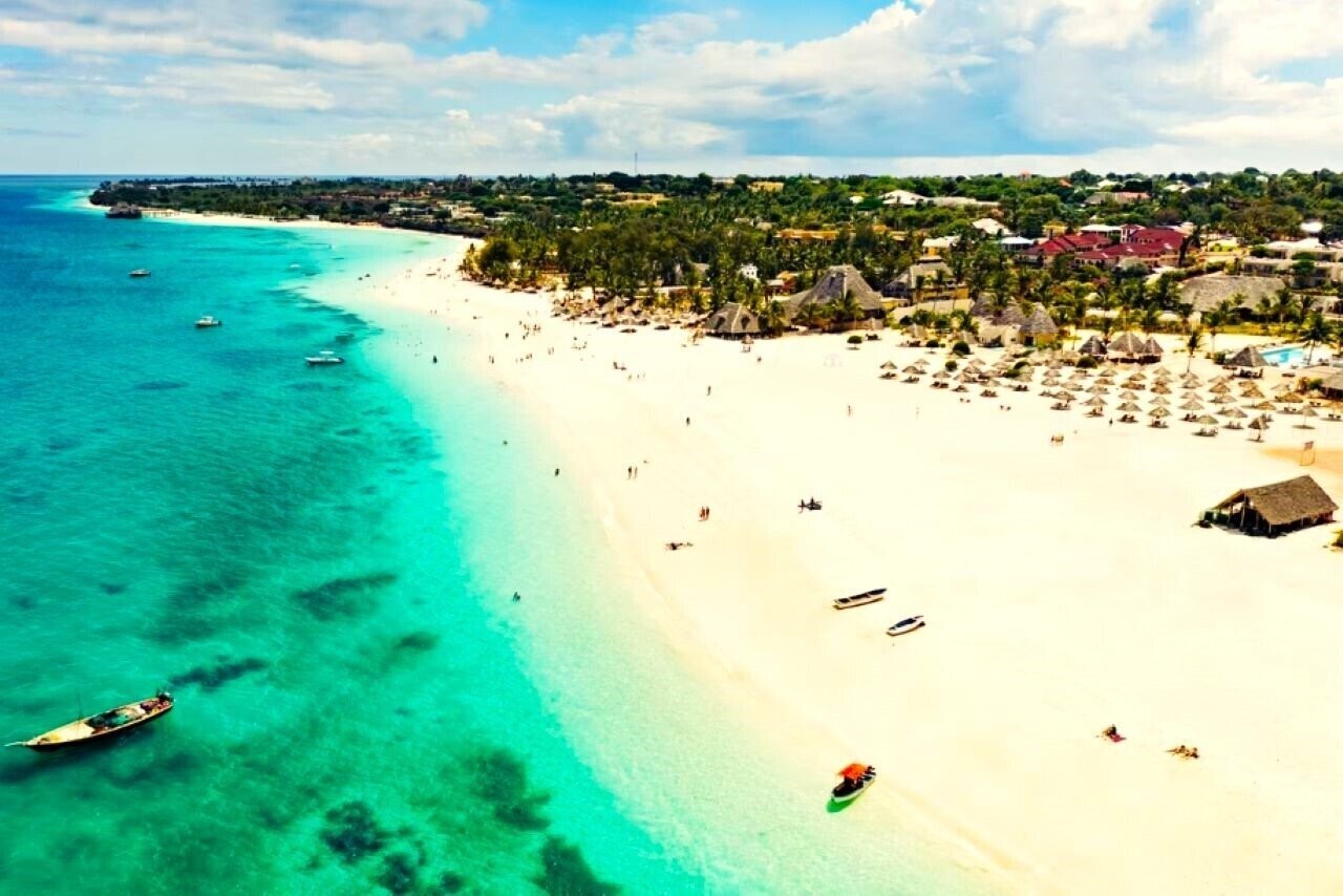 Готель Gold Zanzibar Beach House & SPA 5*