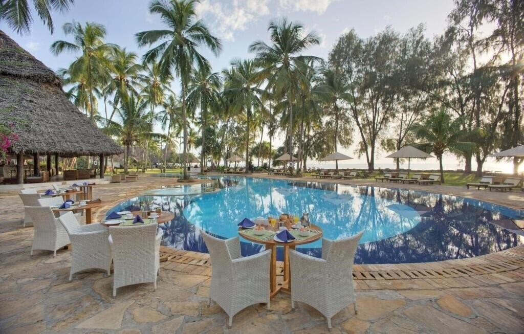Вид Blue Bay Beach Resort 5*