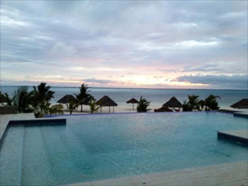 Панорама Kono Kono Beach Resort 5*