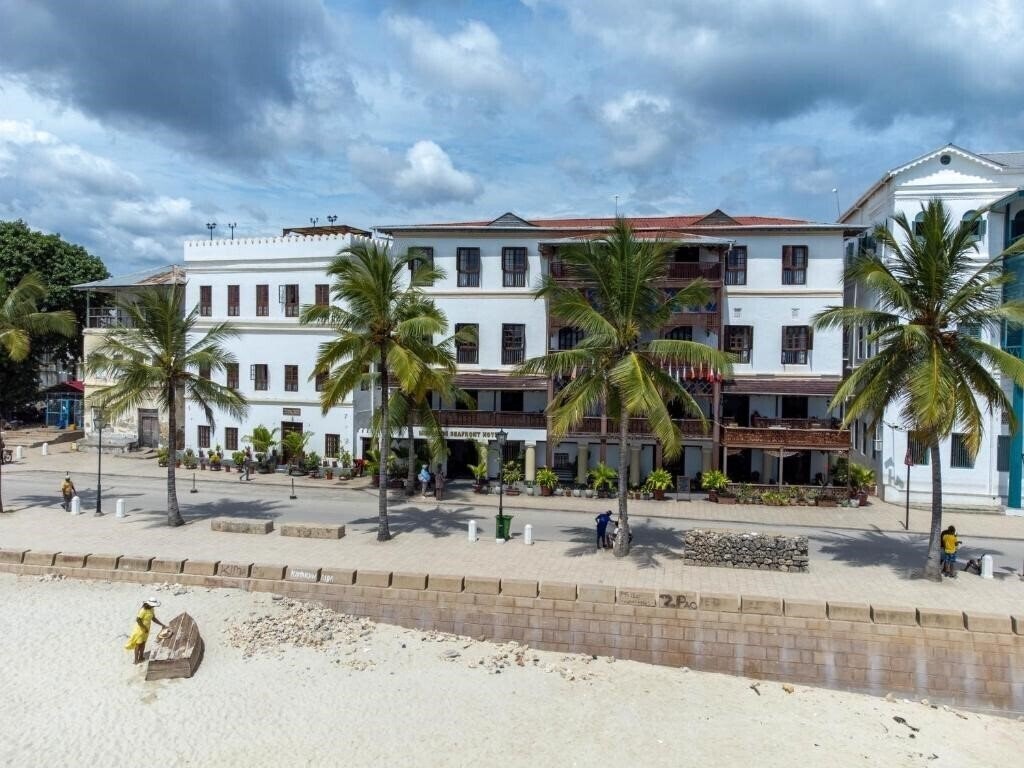 Вид Mizingani Seafront Hotel 4*