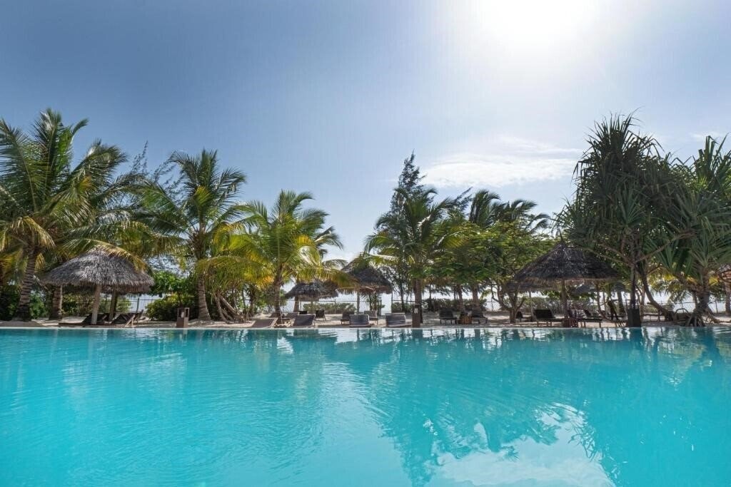 Отель Mwezi Zanzibar 3*