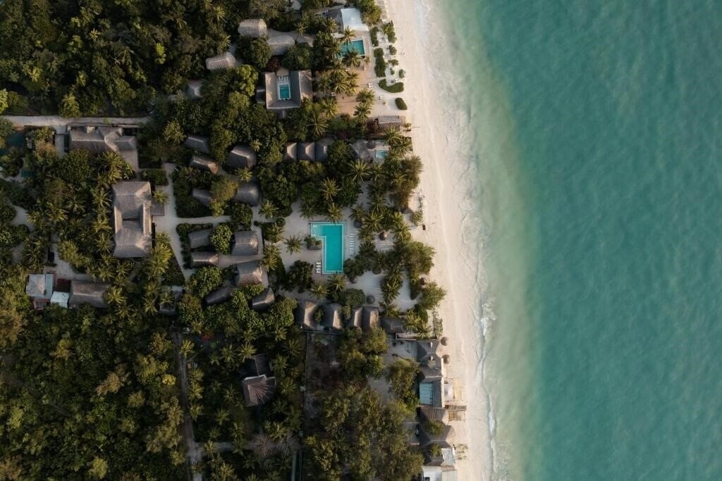 Картинка Mwezi Zanzibar 3*