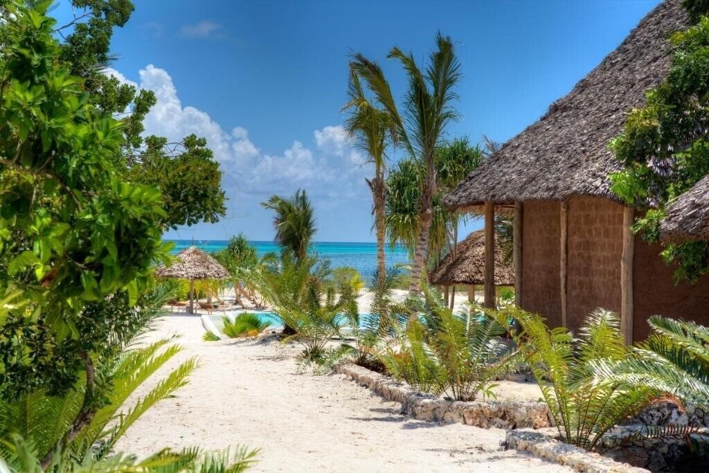 Вид Mwezi Zanzibar 3*